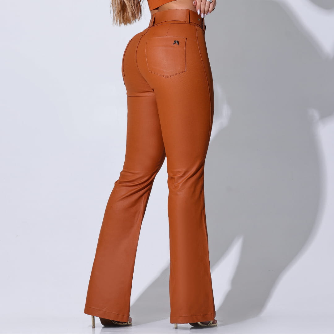 Calça Flare Encerada Caramelo c/ Cinto Tifany - SM270C